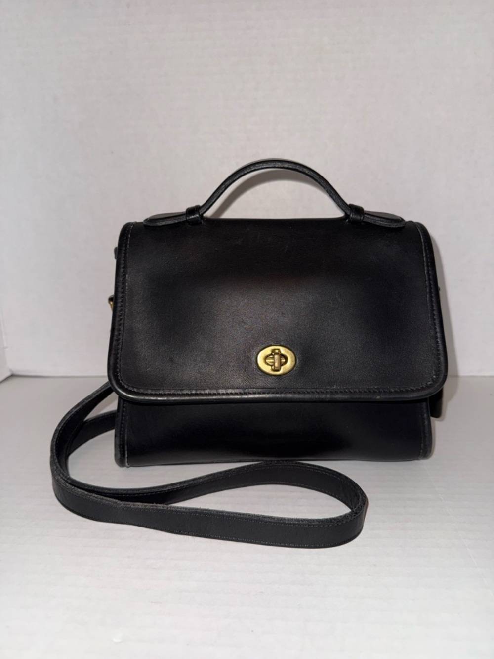 Leather crossbody bag, Coach
Court Bag 9870